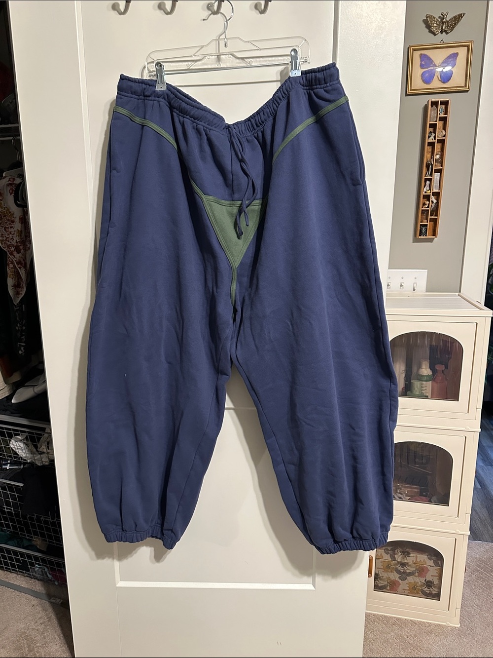 Fashion Brand Company 4x bikini bod sweatpants - Picture 2 of 8
